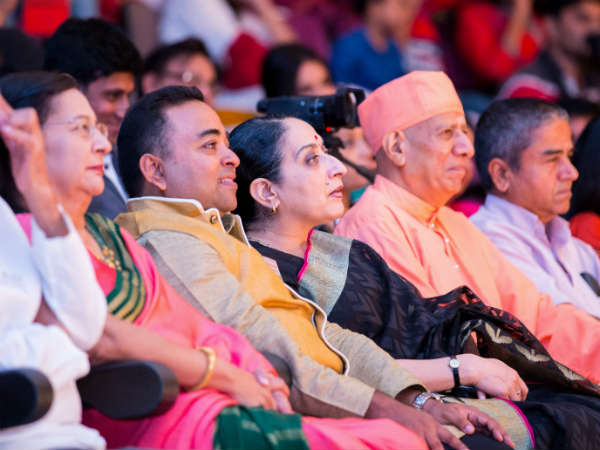 Mesmerizing Yakshasiri, Yakshagana performance in Singapore