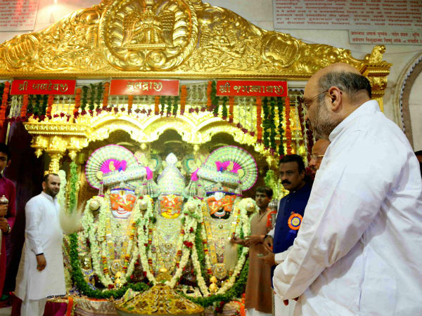 ಅಮಿತ್ ಶಾರಿಂದ ಮಂದಿರಕ್ಕೆ ಭೇಟಿ