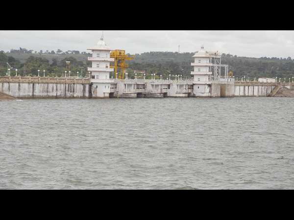 ದೇವಸ್ಥಾನವನ್ನು ಅಣೆಕಟ್ಟೆಯಿಂದ ತೆರವುಗೊಳಿಸಿಲ್ಲ?