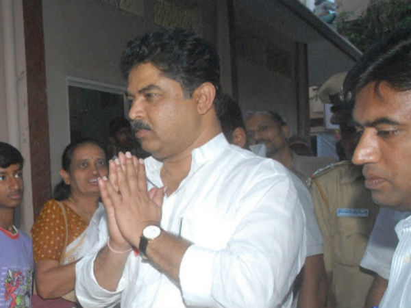 'ಜನರು ಪರದಾಡುತ್ತಿದ್ದಾರೆ'