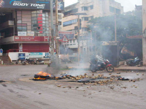 ಮೋದಿ ಪ್ರತಿಕೃತಿ ದಹನ