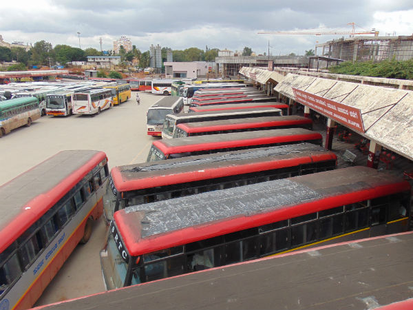 ನಿಲ್ದಾಣದಲ್ಲಿ ನಿಂತ ಕೆಎಸ್ ಆರ್ ಟಿಸಿ