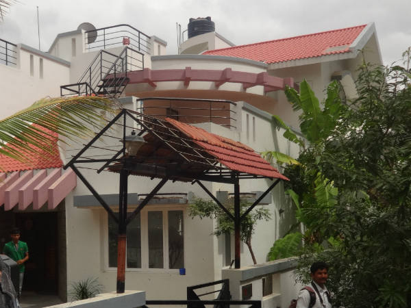 ಮನೆ ಕಟ್ಟಬೇಕಿದ್ದರೆ ಗೊತ್ತಿರಲಿಲ್ಲವೇ? ಮನೆ ಕಟ್ಟಬೇಕಿದ್ದರೆ ಗೊತ್ತಿರಲಿಲ್ಲವೇ?