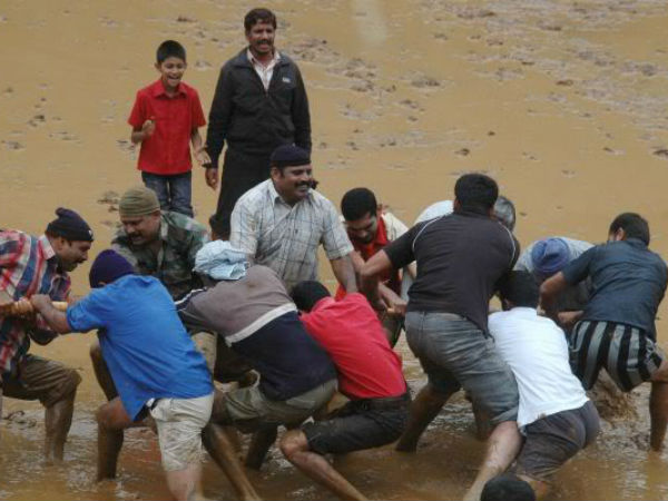 ತರಬೇತಿಯ ಜೊತೆ ಸ್ಪರ್ಧೆ, ಬಹುಮಾನ