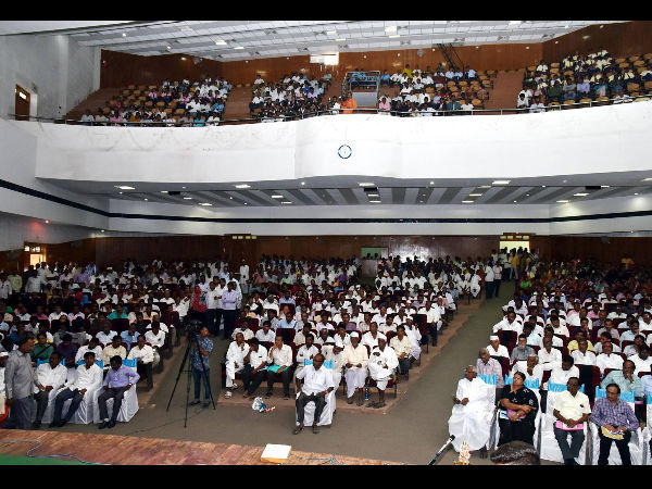 ಜನಮನ ಕಾರ್ಯಕ್ರಮದಲ್ಲಿ ಗಣ್ಯರು ಜನಮನ ಕಾರ್ಯಕ್ರಮದಲ್ಲಿ ಗಣ್ಯರು