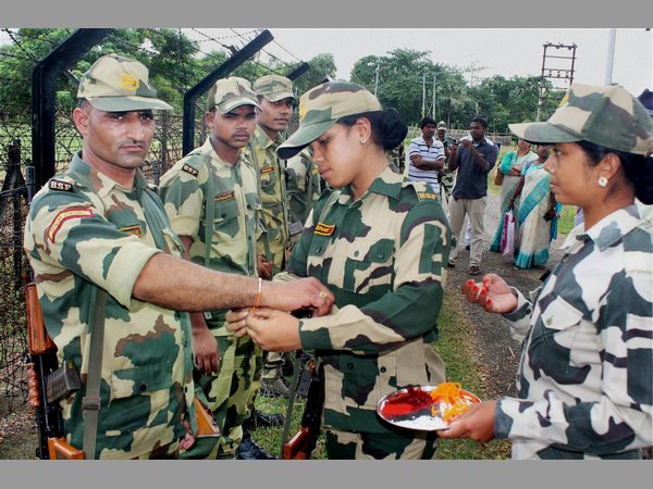 ಸೇನೆಯಲ್ಲೂ ಹಬ್ಬ