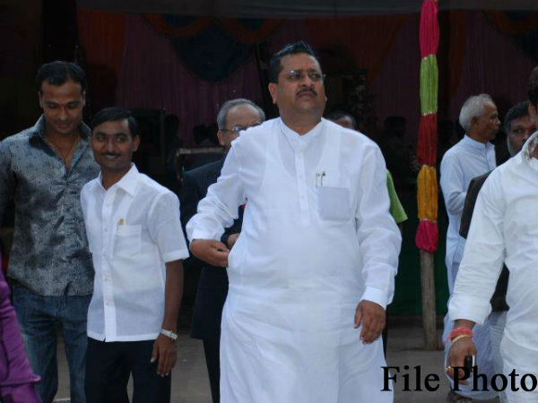 ತಪ್ಪು ತಿದ್ದಿಕೊಳ್ಳಲಿ 