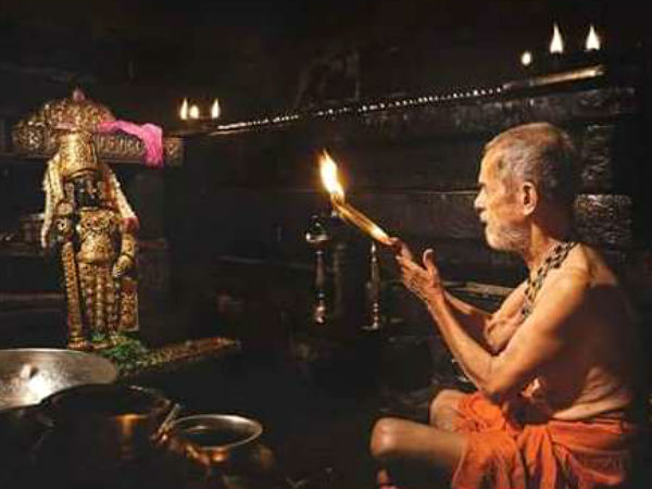 ಕೃಷ್ಣಂ ವಂದೇ ಜಗದ್ಗುರುಂ