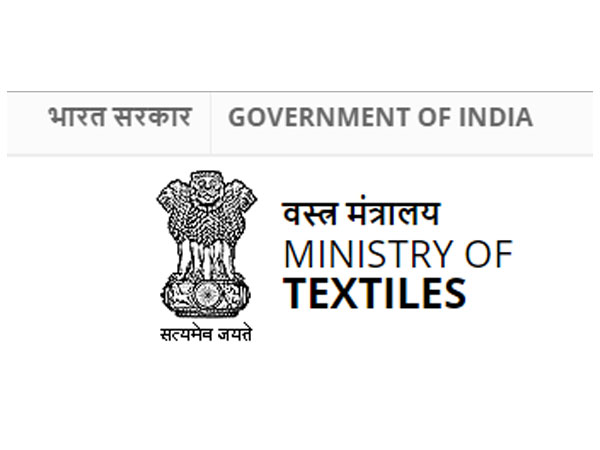 ಲಕ್ಷ ಲಕ್ಷ ರೂಪಾಯಿಯ ಸೀರೆ 