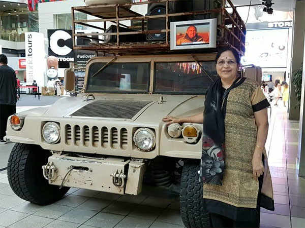 Article on Humvee Military light Truck war vehicle of USA 