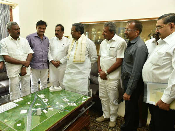 ಚಾಲುಕ್ಯ ವೃತ್ತದ ಬಳಿ ಗೊಂದಲ ನಿರ್ಮಾಣ