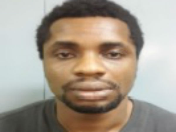 Two Nigerians arrested for selling cocaine