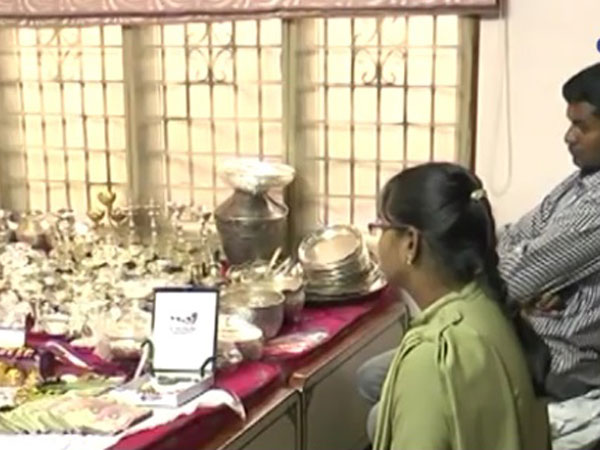 Raids OnAndhra Officer Reveal 14 Homes, Roomful Of Silver.There May Be More Raids OnAndhra Officer Reveal 14 Homes, Roomful Of Silver.There May Be More