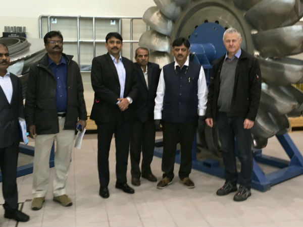 ಮೂರು ರಾಷ್ಟ್ರಗಳಲ್ಲಿ ಅಧ್ಯಯನ ಪ್ರವಾಸ