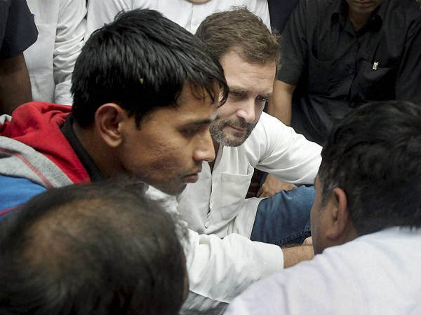 ಸೂತಕದ ಮನೆಯ ಶೋಕ ಕೇಳುತ್ತಾ ಸೂತಕದ ಮನೆಯ ಶೋಕ ಕೇಳುತ್ತಾ