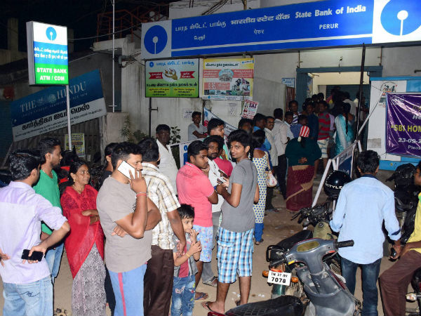 ಗುರುತಿನ ಚೀಟಿ ನೀಡಿ 