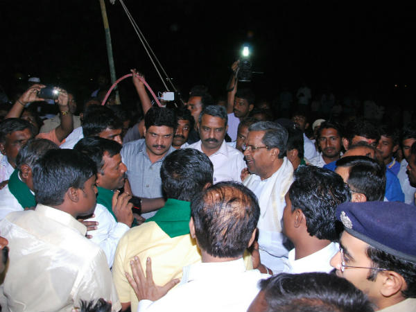 ಜನ ಗುಳೆ ಹೋಗುವುದನ್ನು ತಪ್ಪಿಸಿ