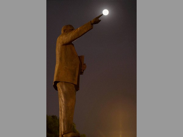 ಪೆರಿಜಿ, ಅಪೋಜಿ....