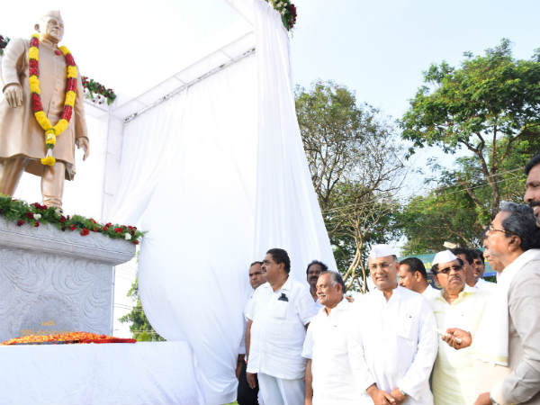 ಕಟ್ಟಡಕ್ಕೆ ಇಂದಿರಾಗಾಂದಿ ಹೆಸರಿಟ್ಟುವುದು ಸಾರ್ಥಕ