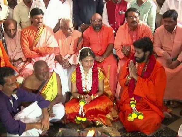 Pranavananda swamyji Retire to sanyasashrama 