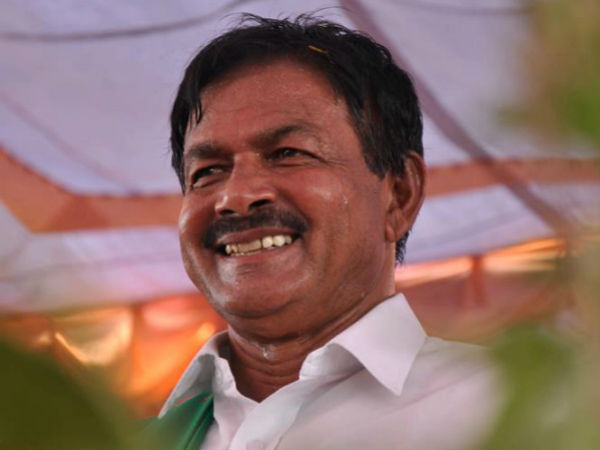 ಕಾನೂನು ಕ್ರಮ ಕೈಗೊಳ್ಳಿ