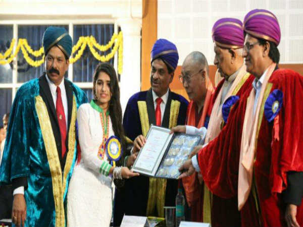 ಮಹಿಳಾ ವಿದ್ಯಾರ್ಥಿಗಳೇ ಮೇಲುಗೈ