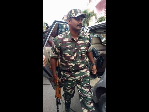 ಕಾರ್ಯದರ್ಶಿ ಮನೆಗೆ ಭಾರೀ ಭದ್ರತೆ