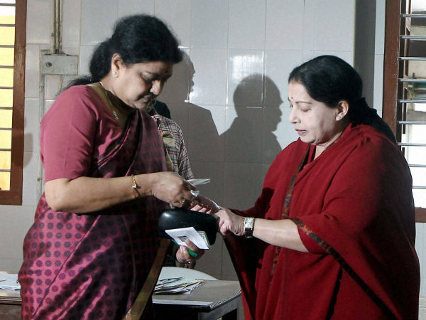 ಉಘೇಉಘೇ ಅಂದ ತಮಿಳು ಚಿತ್ರರಂಗ