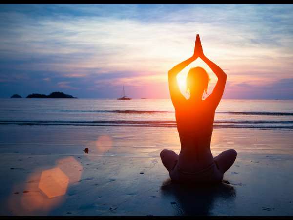 ರಾತ್ರಿ ವೇಳೆ ಕಸ ಗುಡಿಸಬೇಡಿ ರಾತ್ರಿ ವೇಳೆ ಕಸ ಗುಡಿಸಬೇಡಿ