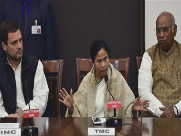 Demonetisation: WB CM Mamata Banerjee demanded PM Modi's resignation Demonetisation: WB CM Mamata Banerjee demanded PM Modi's resignation