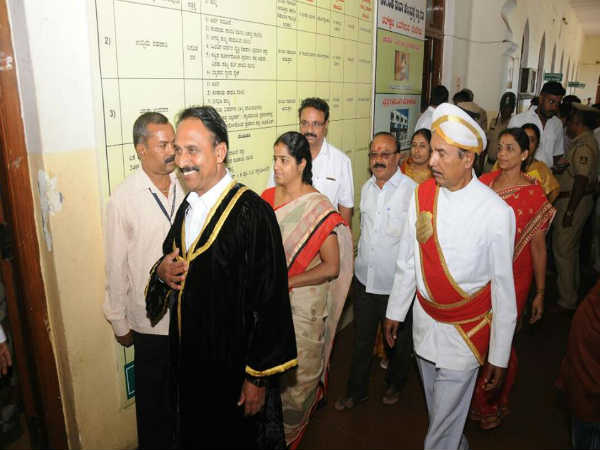 JDS MJ RaviKumar and BJP Ratna Lakshman is the Mayor and Deputy Mayor of Mysuru city corporation JDS MJ RaviKumar and BJP Ratna Lakshman is the Mayor and Deputy Mayor of Mysuru city corporation