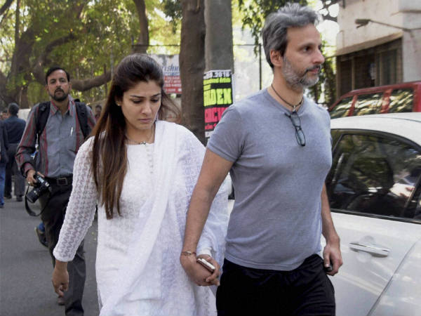 ಶೋಕದ ಮನೆಗೆ ಹೋಗಿಬಂದ ರವೀನಾ ಟಂಡನ್