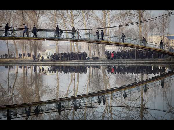 ನದಿಯಲ್ಲಿ ಪ್ರತಿಫಲನ