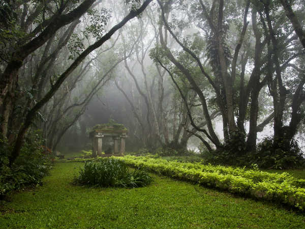 ಬ್ರಿಟಿಷರ ಬಂಗಲೆಗಳು ಬ್ರಿಟಿಷರ ಬಂಗಲೆಗಳು