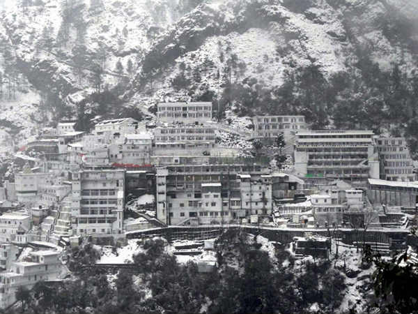 ಮಾತೆ ಕ್ಷೇತ್ರದಲ್ಲೂ ಮಂಜಿನ ರಾಶಿ