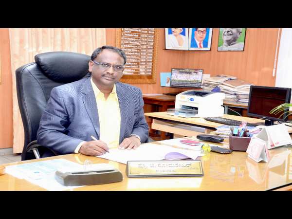 Due to infection birds died in zoo Thursday other one died