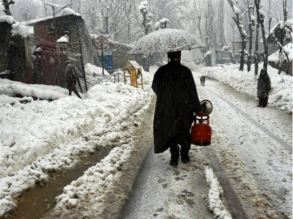 ಸಂಸಾರದ ಗಾಡಿ ಎಳೆಯಲೇಬೇಕಲ್ಲ?