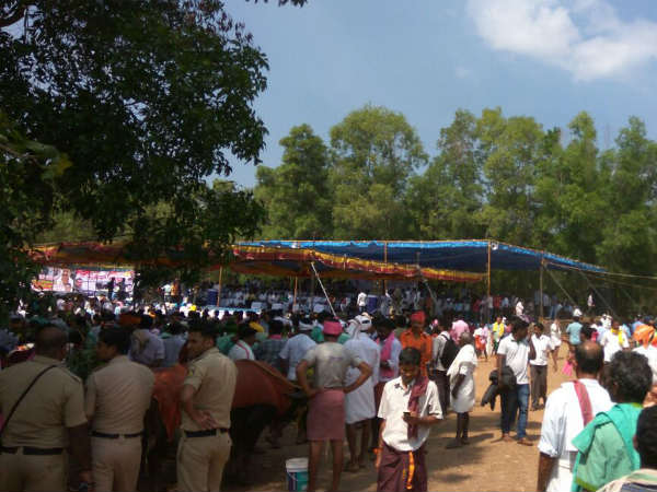 ಪೊಲೀಸರ ಬಿಗಿ ಭದ್ರತೆ