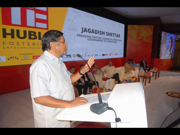 ದೇಶದಲ್ಲಿ ವಾರಕ್ಕೆ 10 ನವೋದ್ಯಮಗಳ ಸ್ಥಾಪನೆ: 