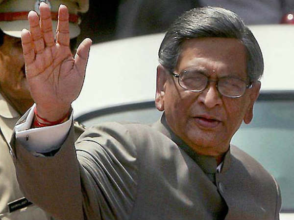 ಖಾದಿಯಾದ್ರೂ ಸೈ, ಸೂಟ್ ಆದ್ರೂ ಸೈ