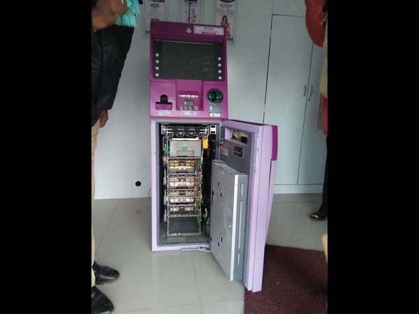 Karnataka bank ATM robbed in Tumakuru