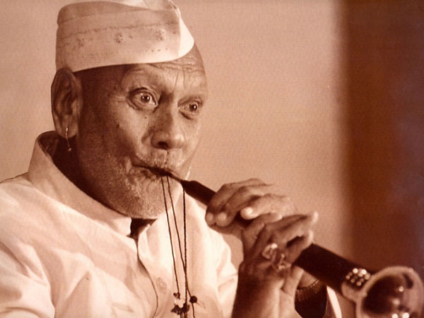'Bharat Ratna' Ustad Bismillah Khan's shehnai theft case cracked, grandson arrested 'Bharat Ratna' Ustad Bismillah Khan's shehnai theft case cracked, grandson arrested