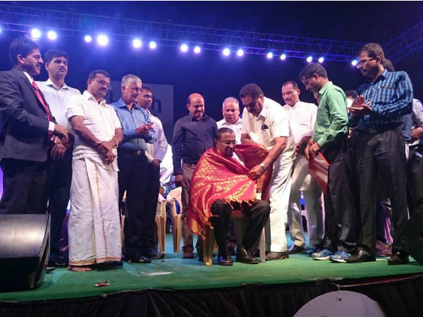 2016 Karavali honorary award to economic expert Dr. N.K Thingalaya 2016 Karavali honorary award to economic expert Dr. N.K Thingalaya