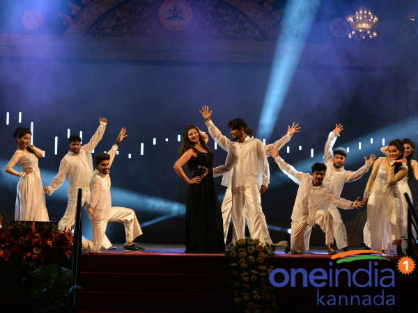 ಮನೋರಂಜನಾ ಕಾರ್ಯಕ್ರಮ 