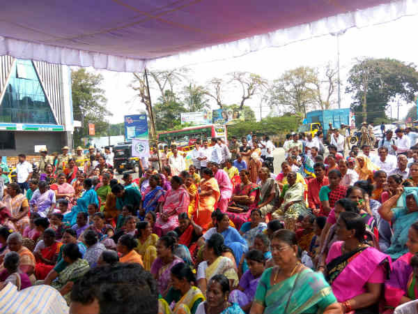 ಸಾವಿರಾರು ಜನ ಸಾಥ್