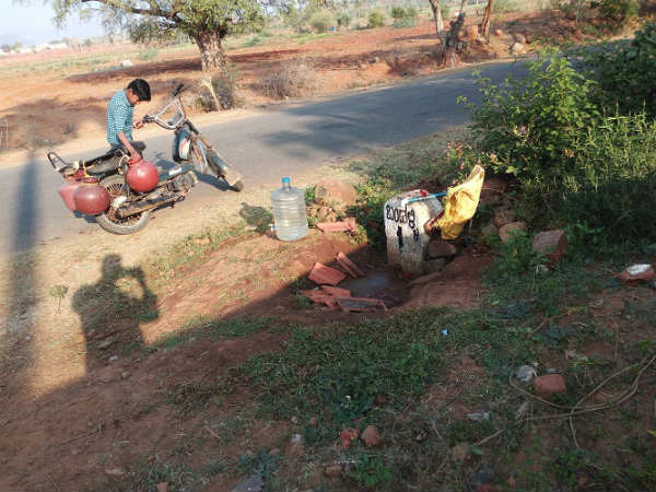 ಸ್ಥಳೀಯ ಜನಪ್ರತಿನಿಧಿಗಳು ಇದೇ ಊರಿನವರು 