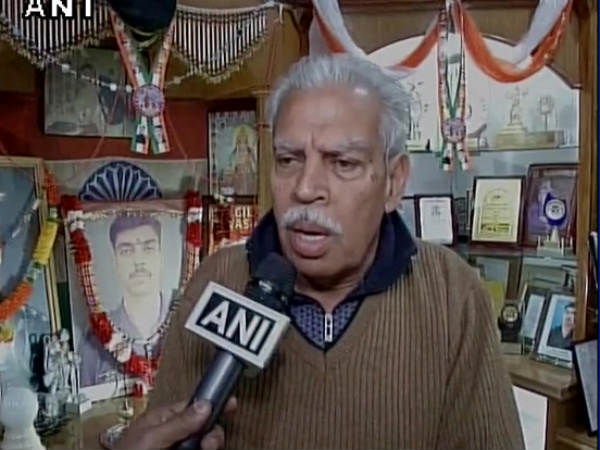 ಕೌರ್ ಬೆಂಬಲಕ್ಕೆ ಬಂದ ಕಾರ್ಗಿ ಹುತಾತ್ಮನ ತಂದೆ 