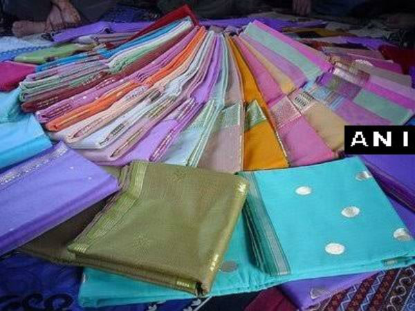 Acb raid on hubballi Sales Tax Assistant Commissioner Karriyappa Kernal's house