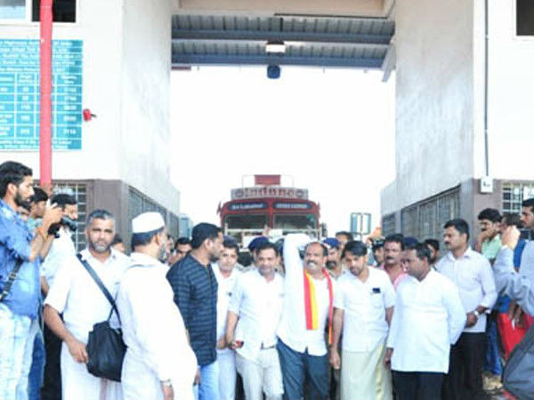 Tension prevails at Talapady toll gate in Mangaluru