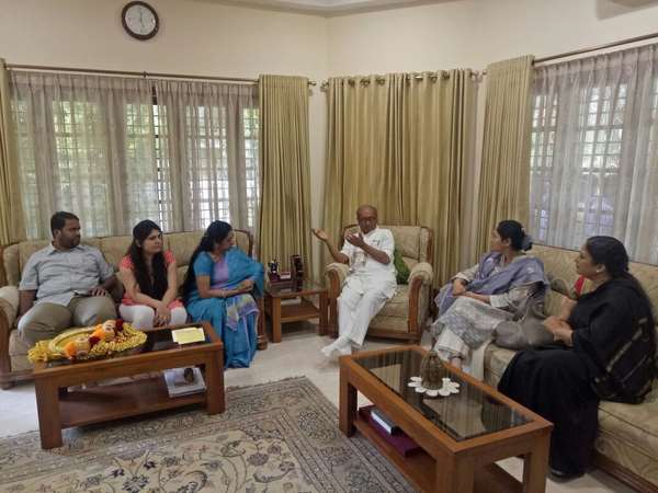 ಗೌಪ್ಯ ಮಾತುಕತೆ